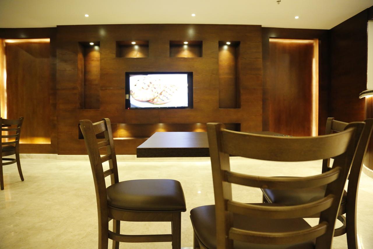 Flora Hotel Suite 2 فلورا2 للشقق المخدومة Riyadh Exteriör bild