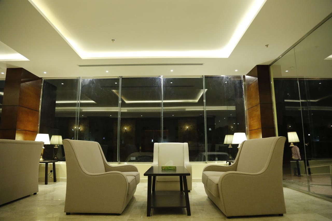 Flora Hotel Suite 2 فلورا2 للشقق المخدومة Riyadh Exteriör bild