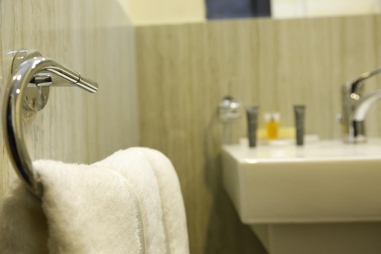 Flora Hotel Suite 2 فلورا2 للشقق المخدومة Riyadh Exteriör bild