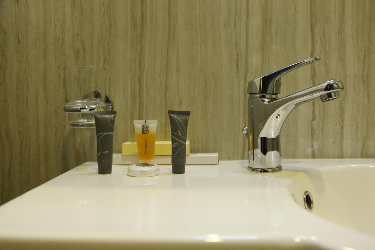 Flora Hotel Suite 2 فلورا2 للشقق المخدومة Riyadh Exteriör bild