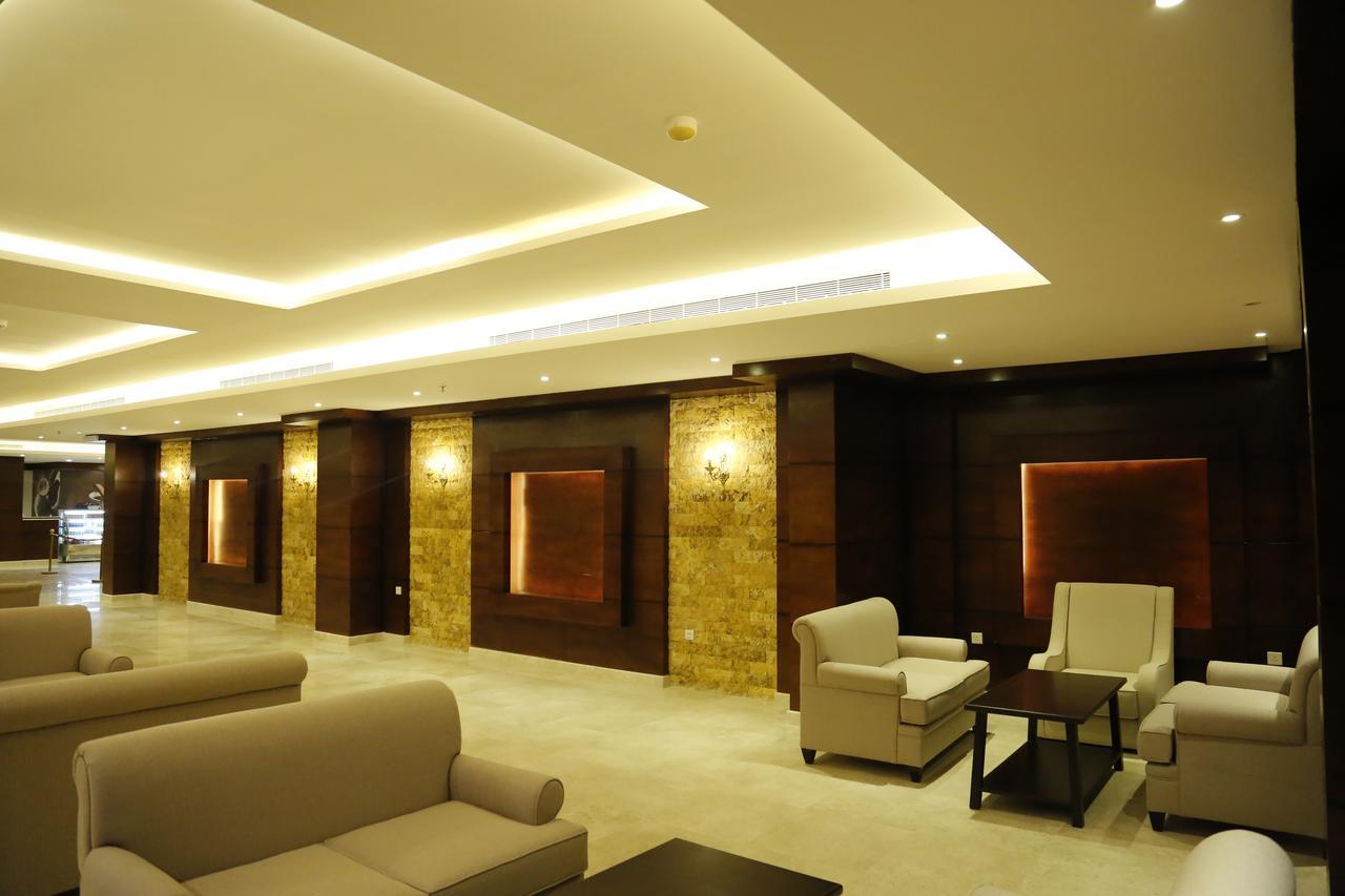 Flora Hotel Suite 2 فلورا2 للشقق المخدومة Riyadh Exteriör bild